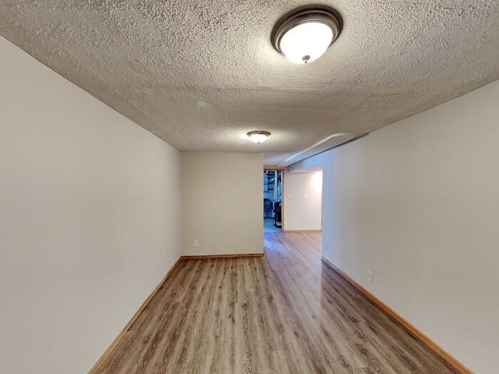 1218 Skillman Ave E - Photo 5 of 35