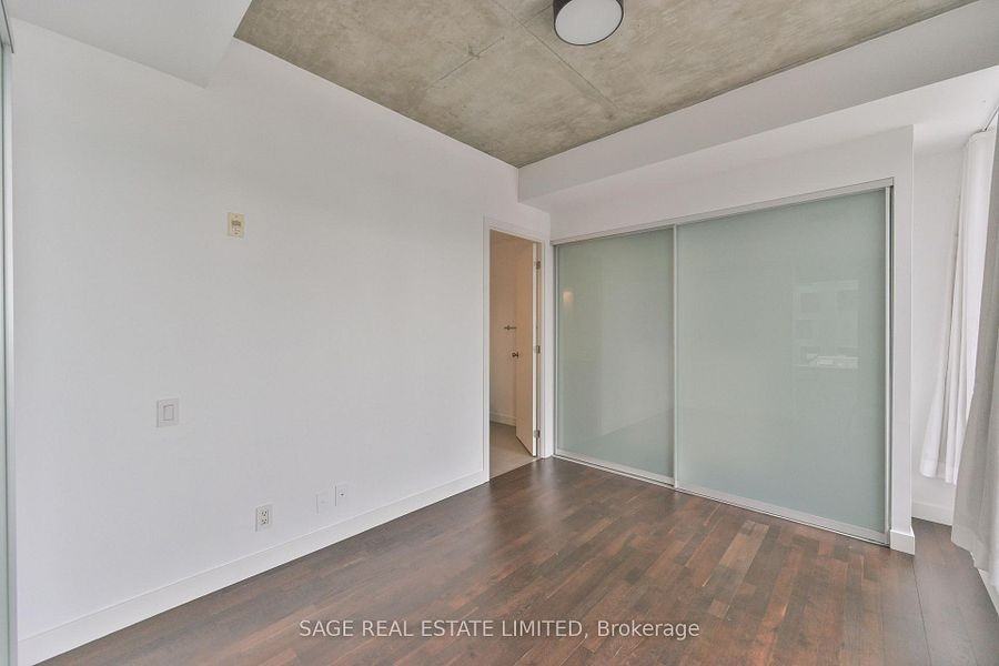 75 Portland Street - Photo 17