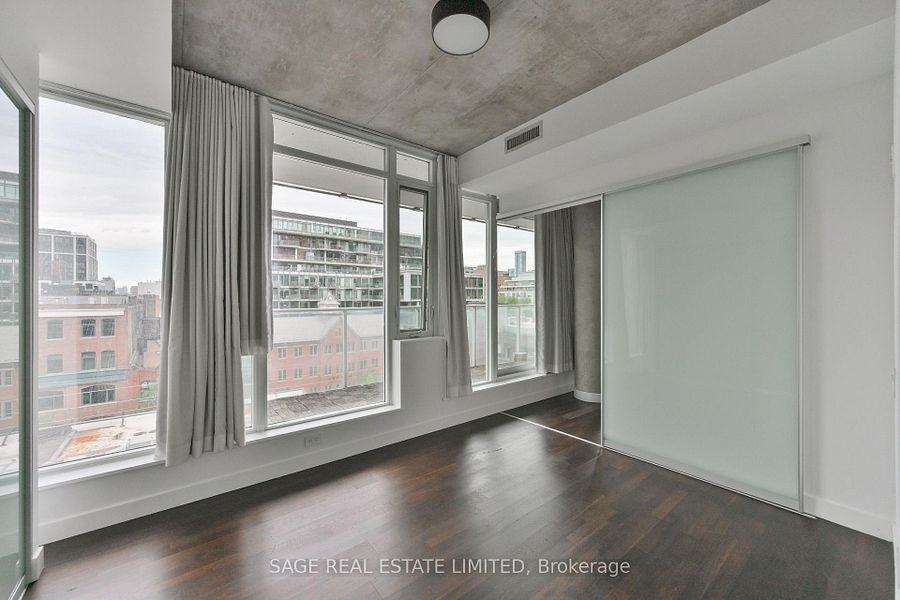 75 Portland Street - Photo 22