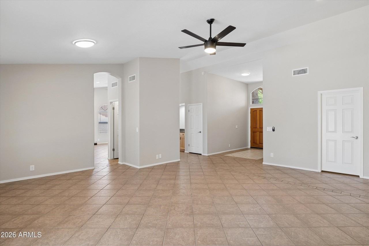 30638 N 45th Pl - Photo 7 of 37