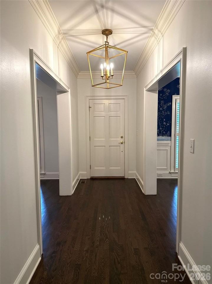 1500 Ferncliff Rd - Photo 3 of 31