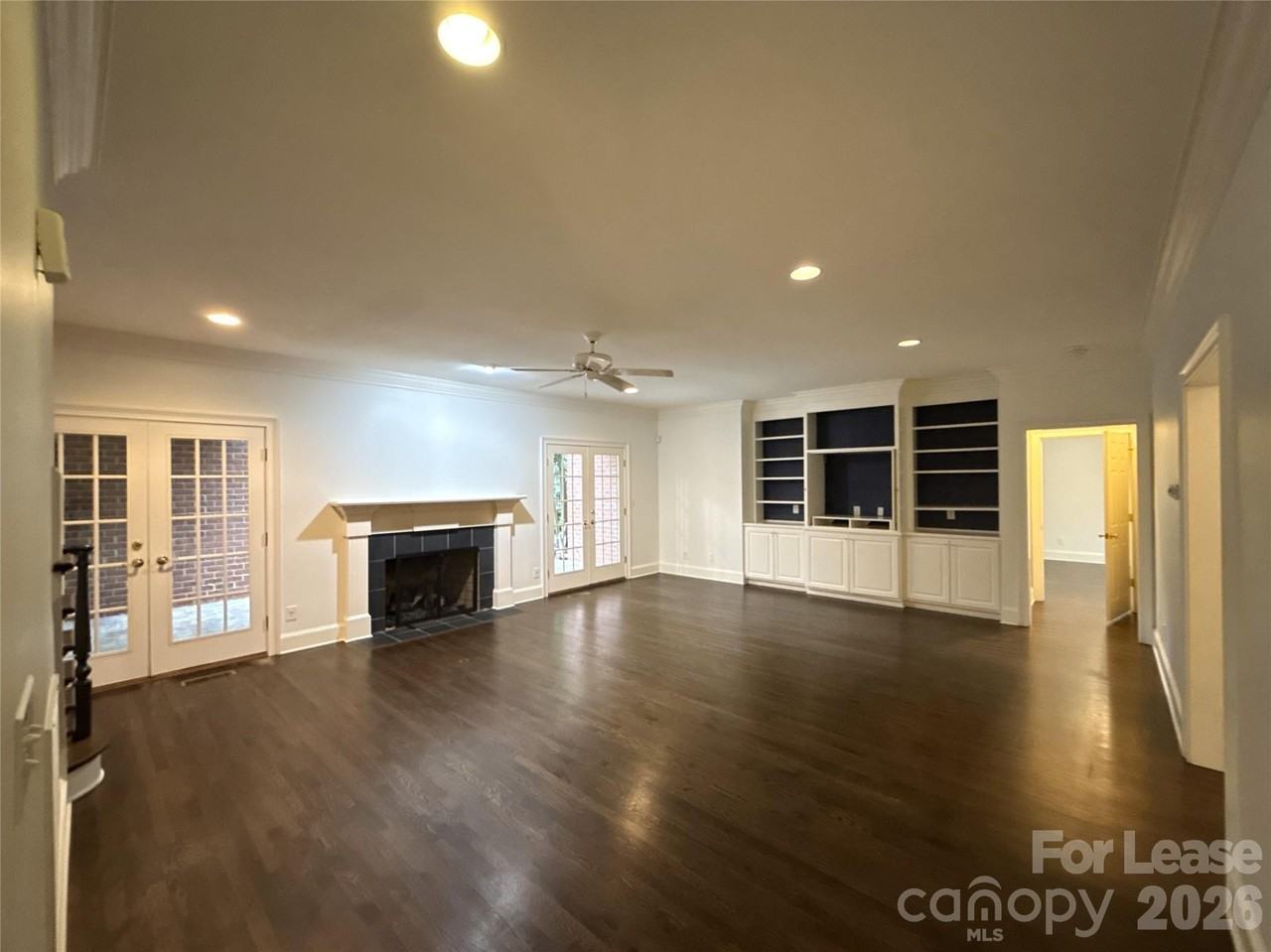1500 Ferncliff Rd - Photo 6 of 31