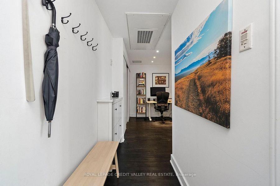 319 Carlaw Avenue - Photo 19