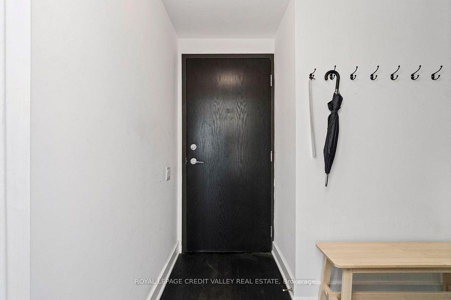 319 Carlaw Avenue - Photo 20