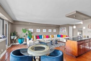 60 Parkway Dr - Photo 1 of 1