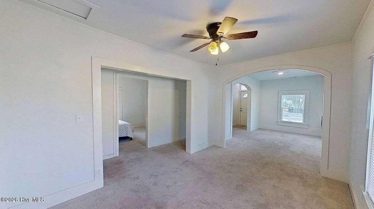 1206 Dawson St - Photo 5 of 19