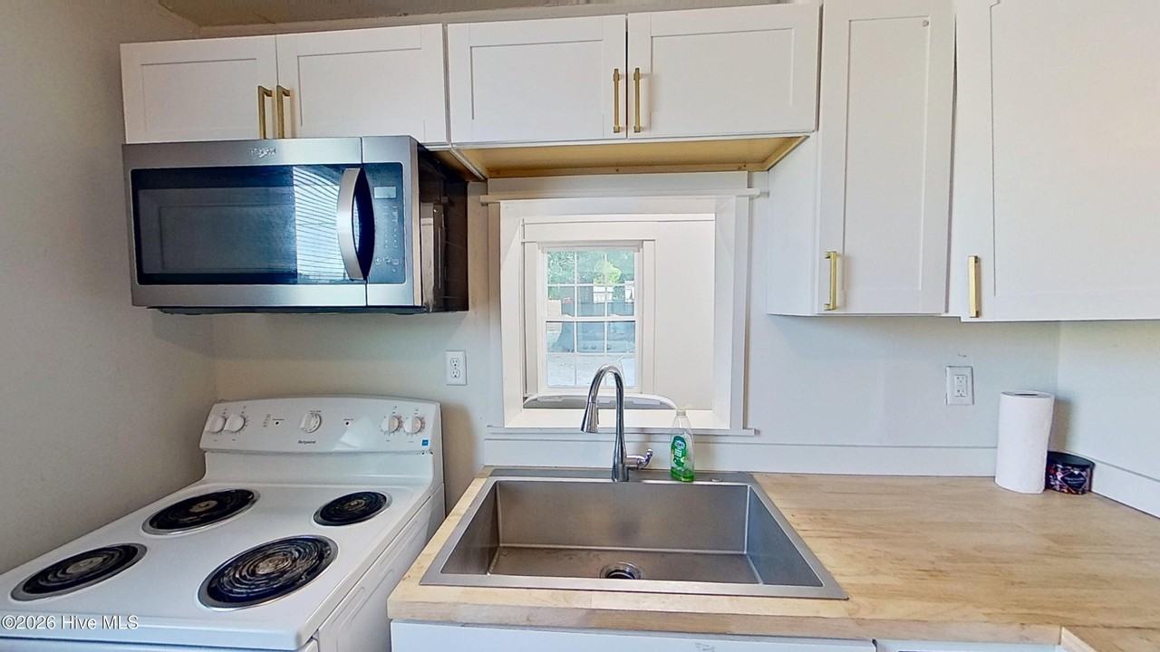 1206 Dawson St - Photo 7 of 19