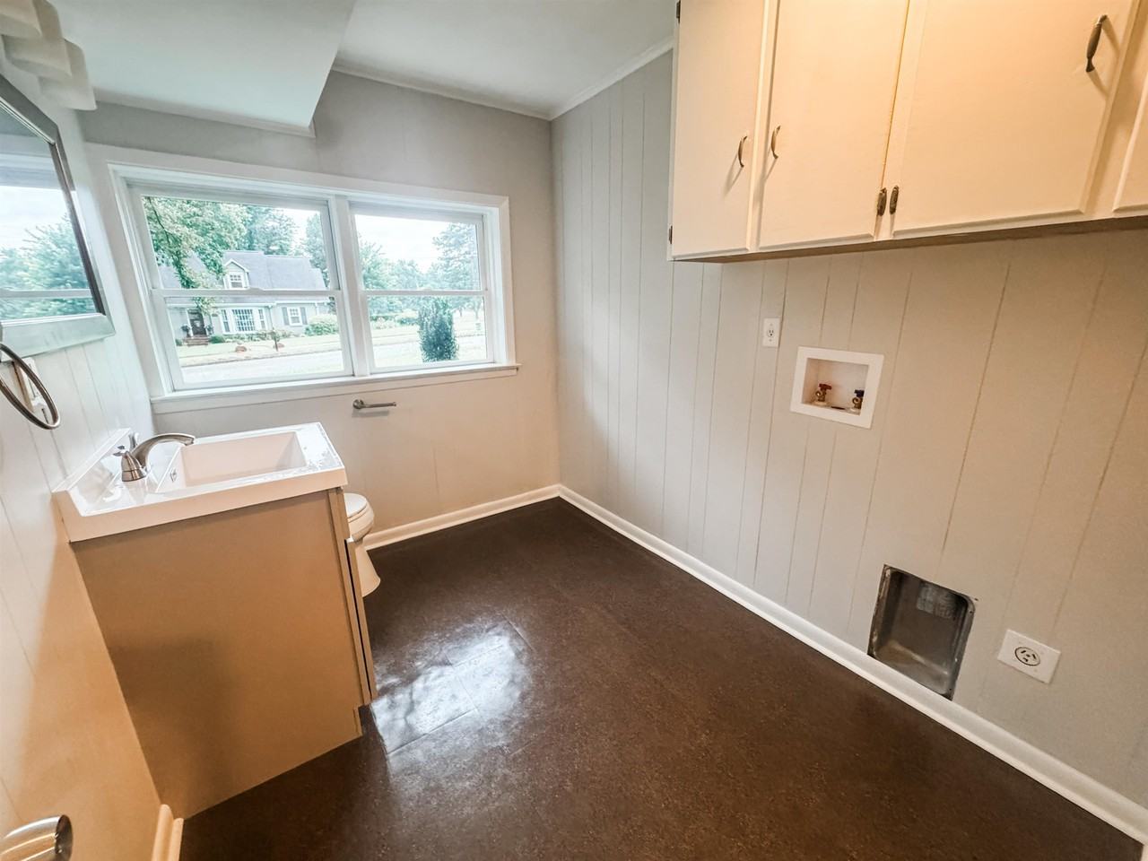 5504 Normandy Rd - Photo 6 of 16