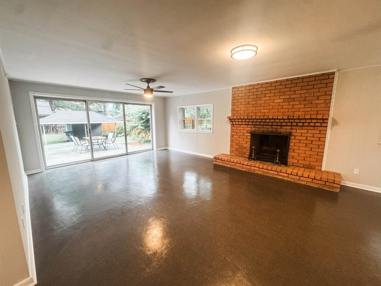 5504 Normandy Rd - Photo 7 of 16