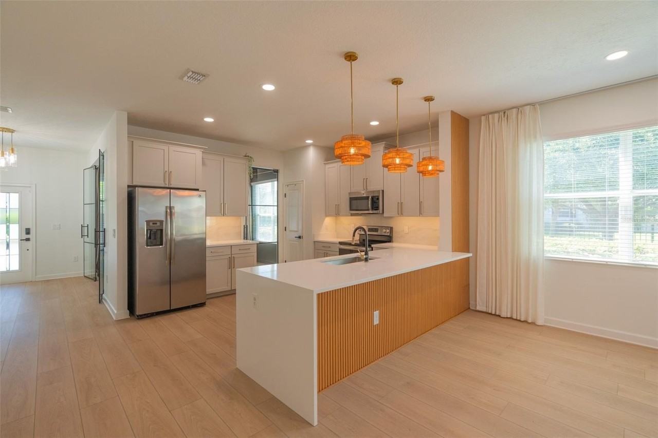 11880 Sonnet Ave - Photo 2 of 44