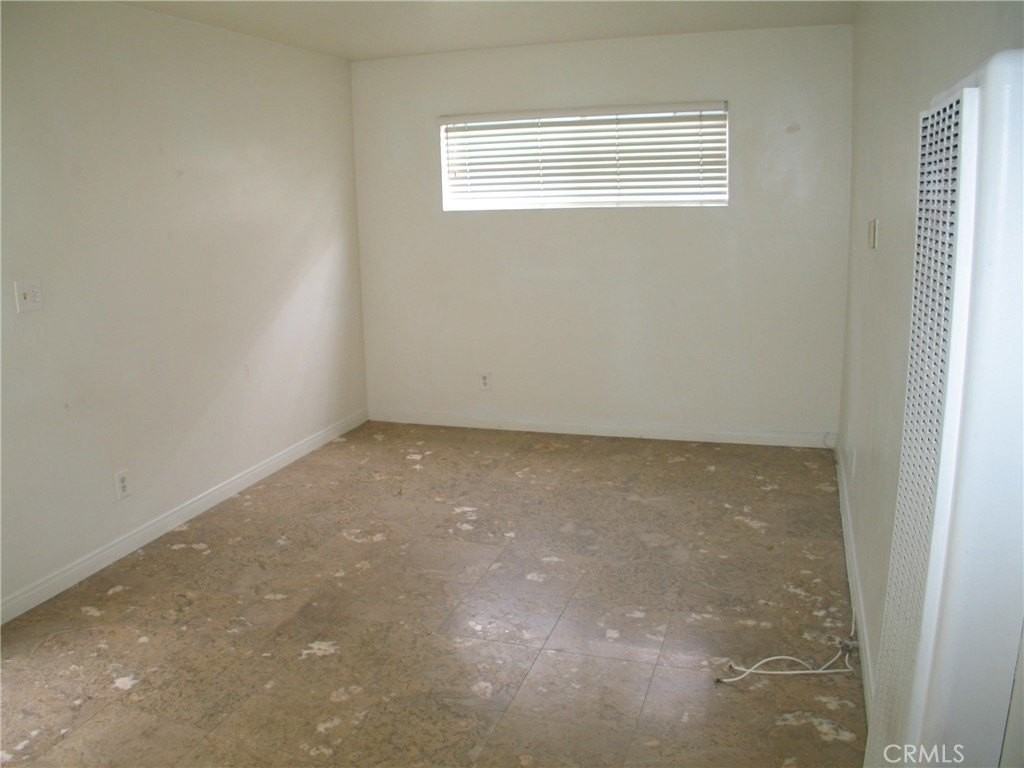 112 Pearl 1/2 - Photo 4 of 10
