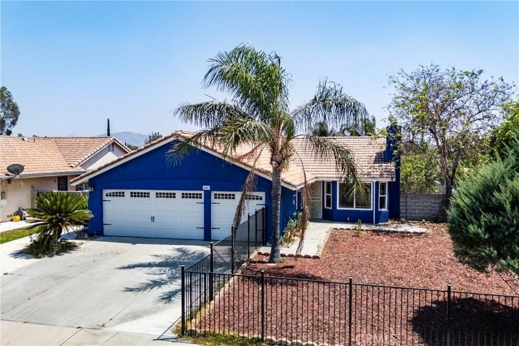 14845 Hibiscus Ave - Photo 6 of 50