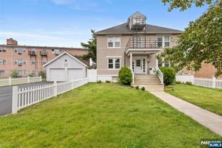 22 E Quackenbush Ave - Photo 1 of 1
