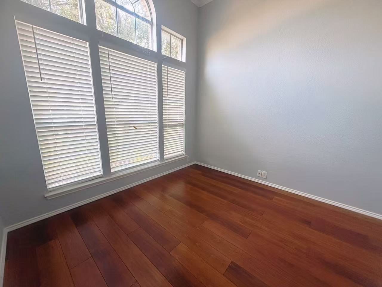 2512 Cimmaron Dr - Photo 3 of 17