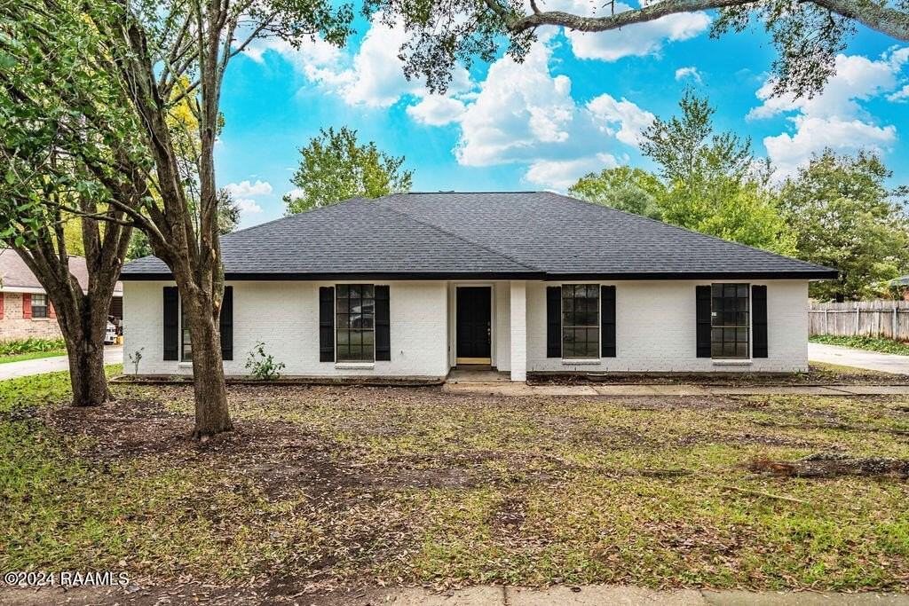 213 Presbytere Pkwy - Photo 5 of 36