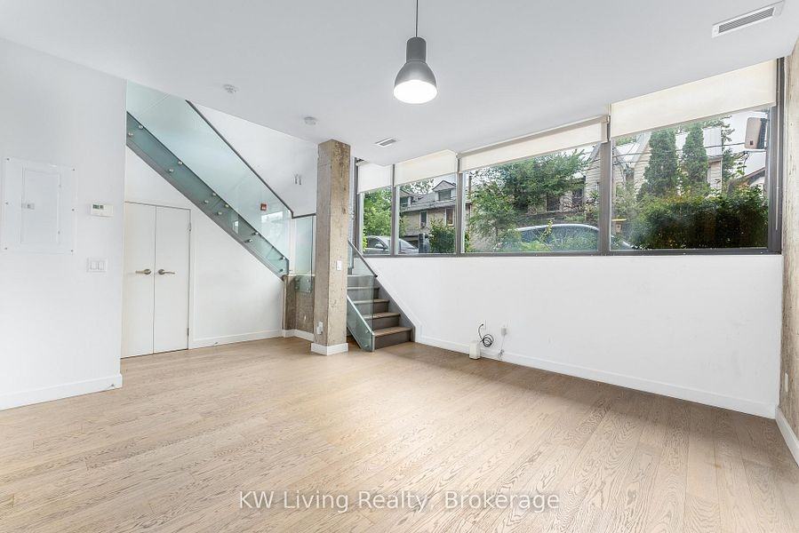 90 Broadview Avenue - Photo 8