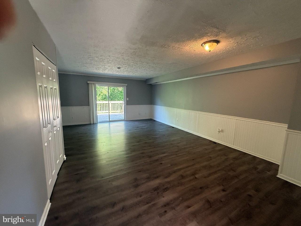 2842 Beckon Dr - Photo 4 of 20