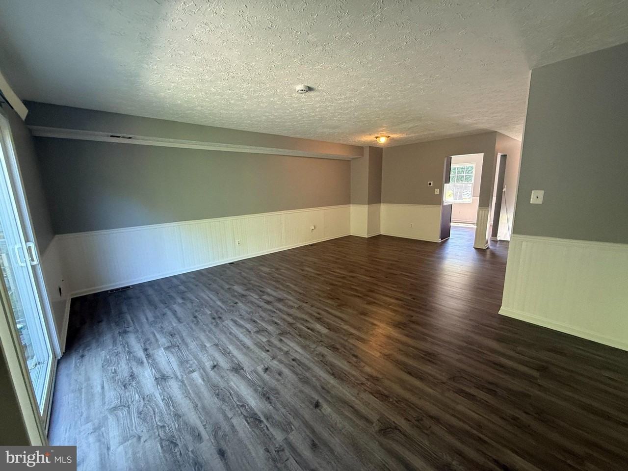 2842 Beckon Dr - Photo 6 of 20