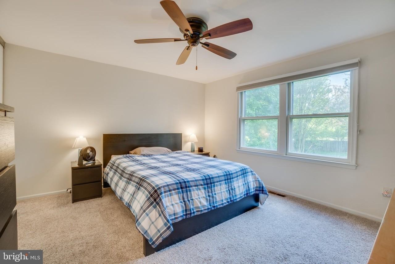 12601 Bayou Dr - Photo 7 of 46