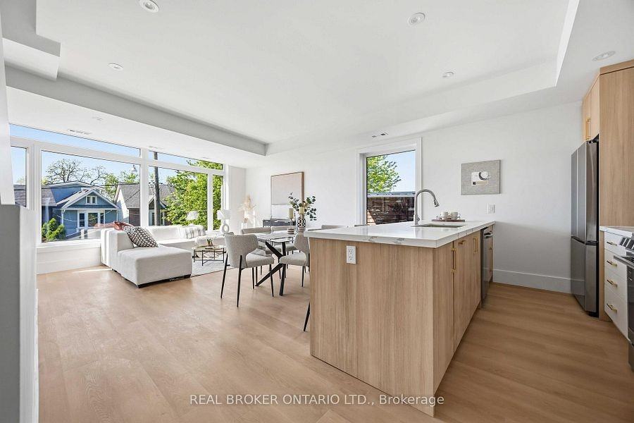 102 Boultbee Avenue #d - Photo 4 of 26