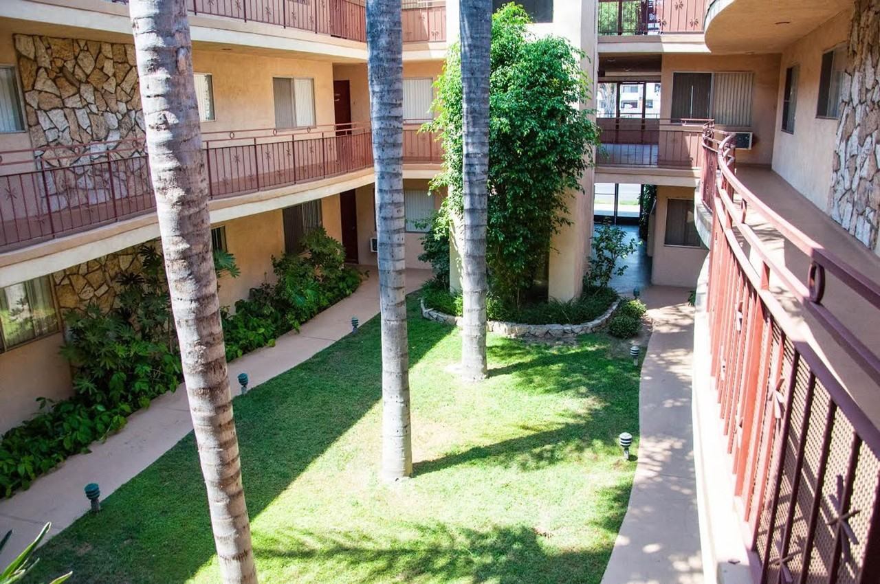 The Park West Towers Apts...Gorgeous Newly Remodeled Apartment! - Photo 2 of 4