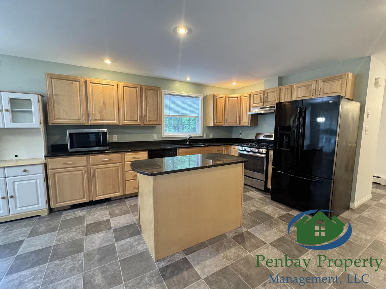 246 Green Lake Road - Photo 3 of 25