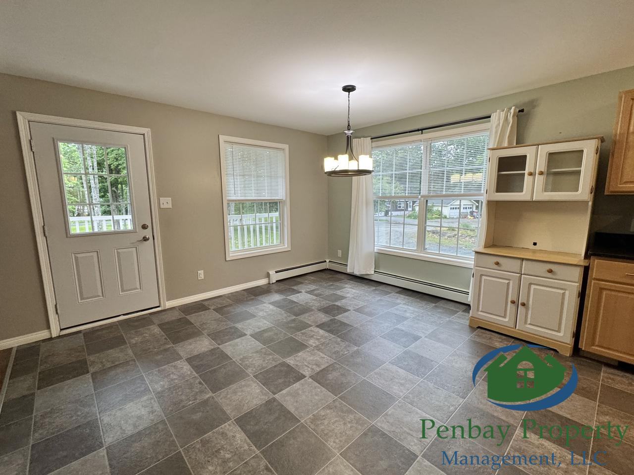 246 Green Lake Road - Photo 5 of 25