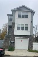 featured image of 420 S 10th St