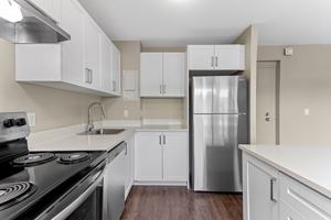 featured image of 77 Manitou Cres W