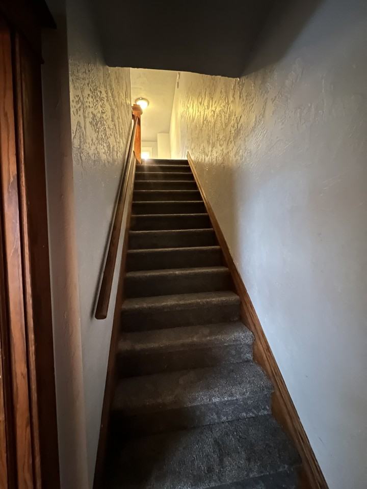 1139 10th St N #1141A - Photo 5 of 9