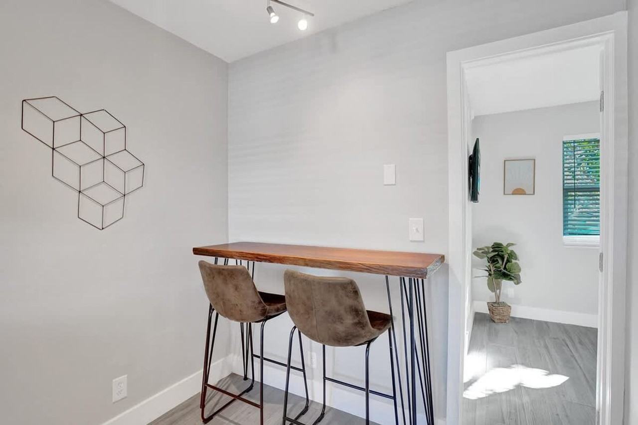 50 Davie Boulevard - Photo 7 of 20