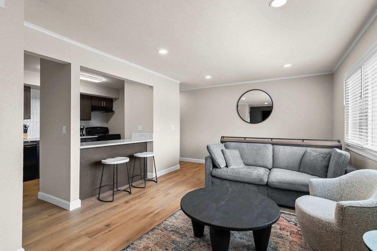 2309 Cherry Hills Drive - Photo 3 of 19