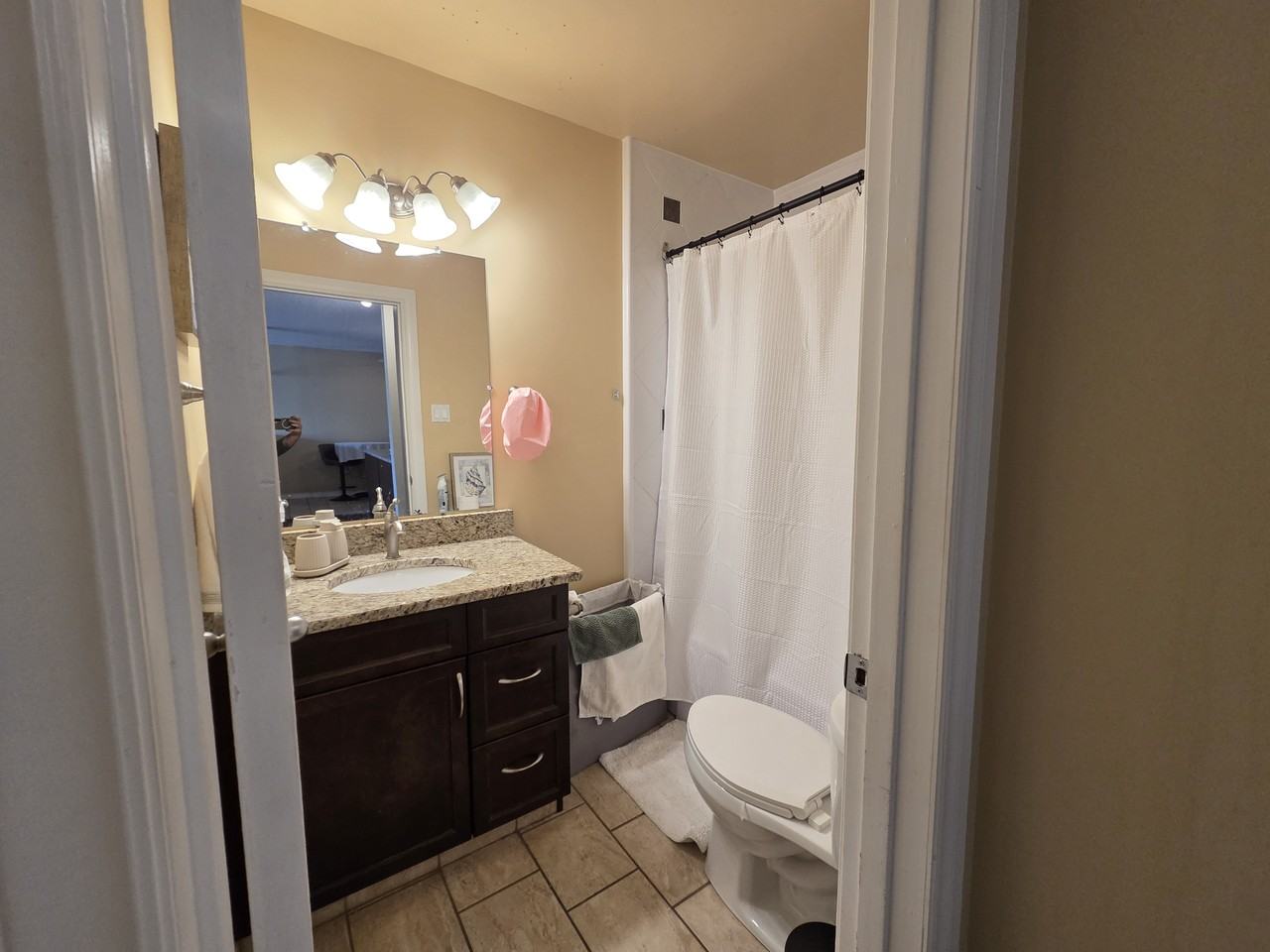 Meadow Mews Apartments - Photo 6 of 8