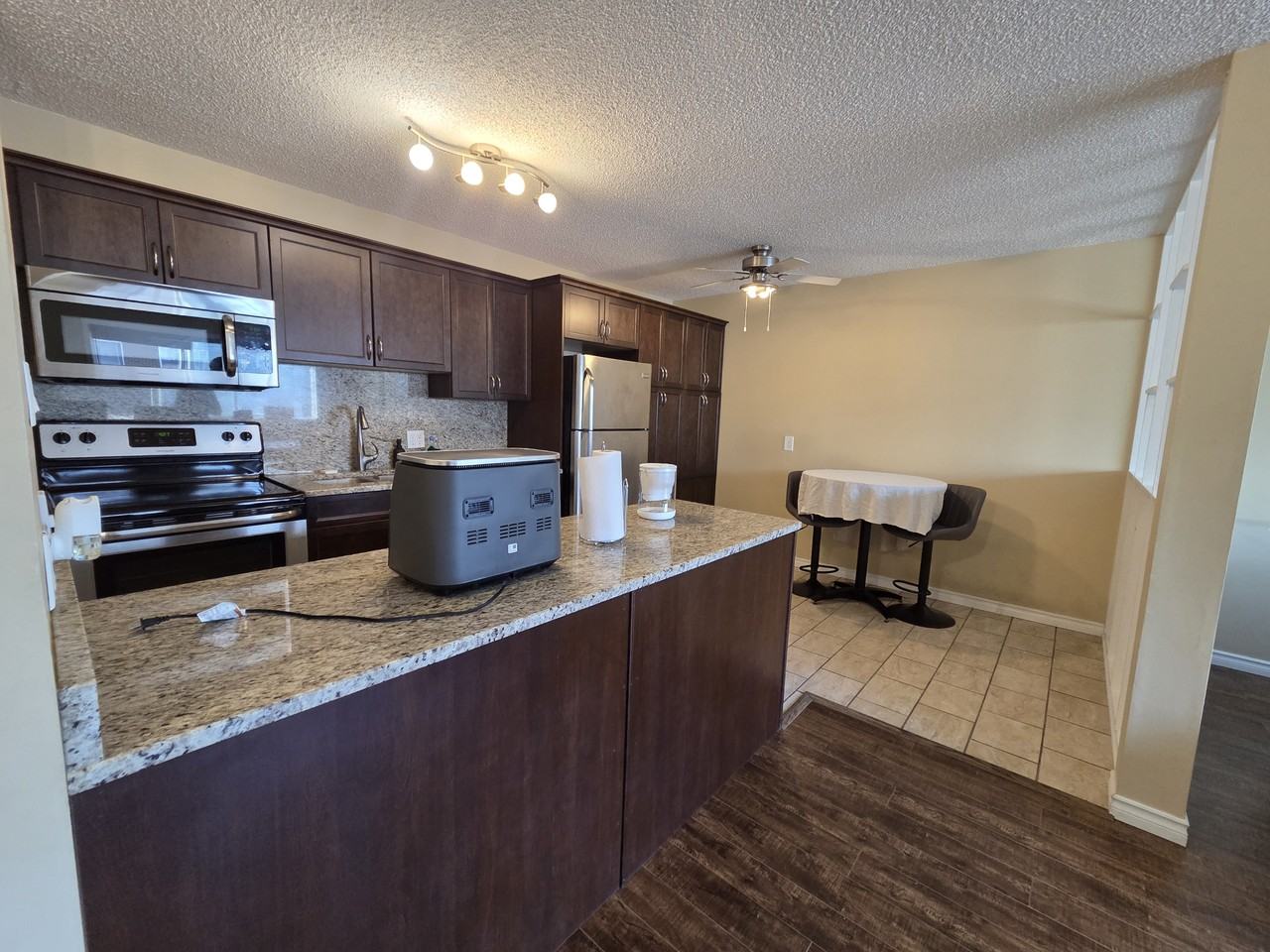 Meadow Mews Apartments - Photo 7 of 8