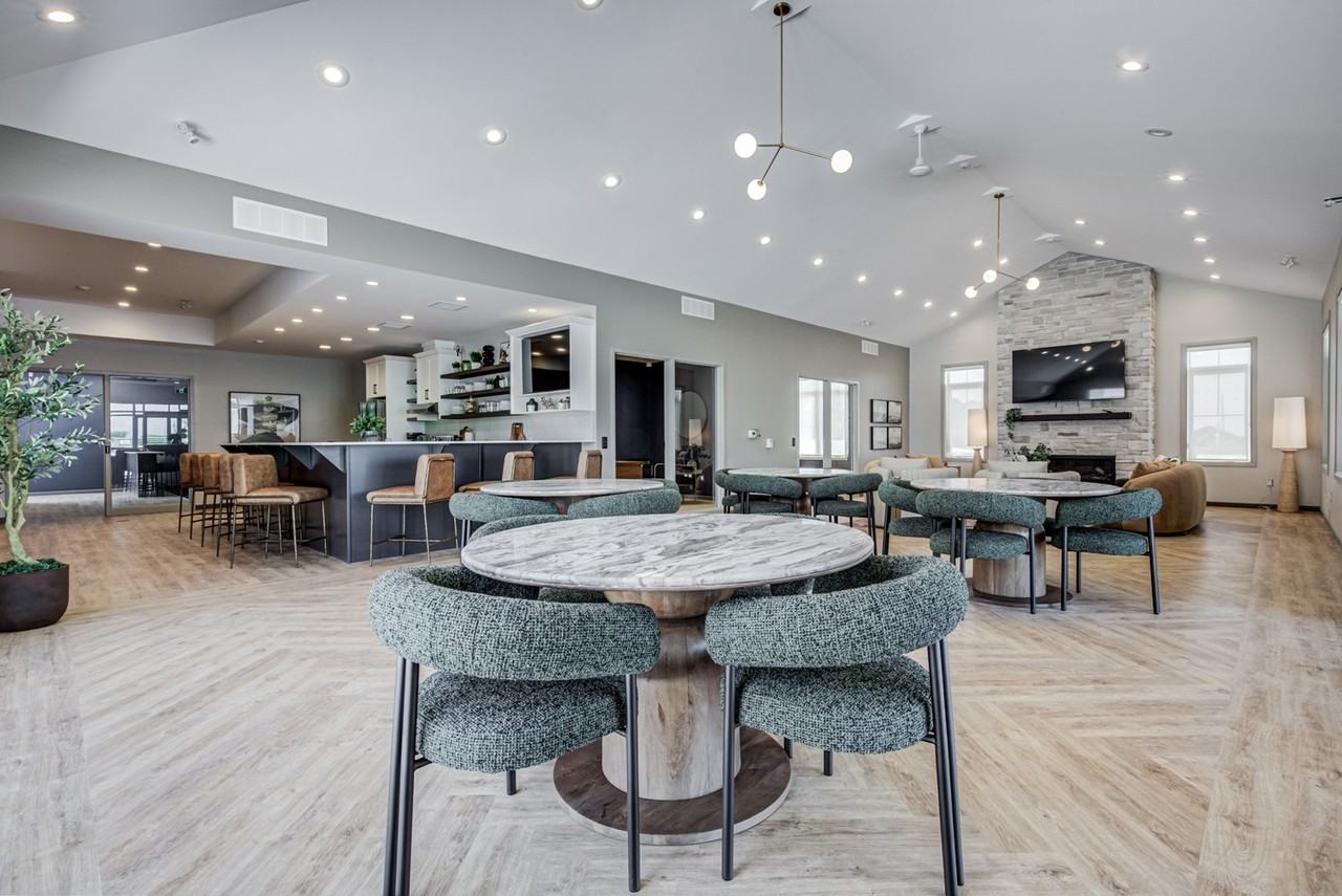 Vale Apartments - Photo 7 of 37