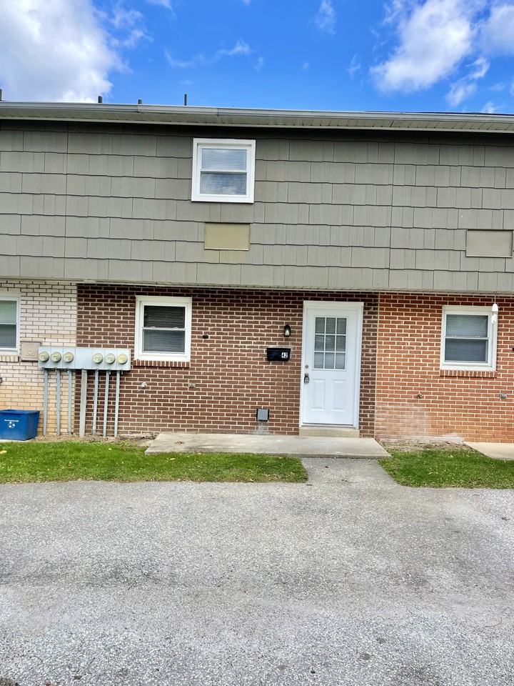 42 Pleasant Street - Photo 2 of 20