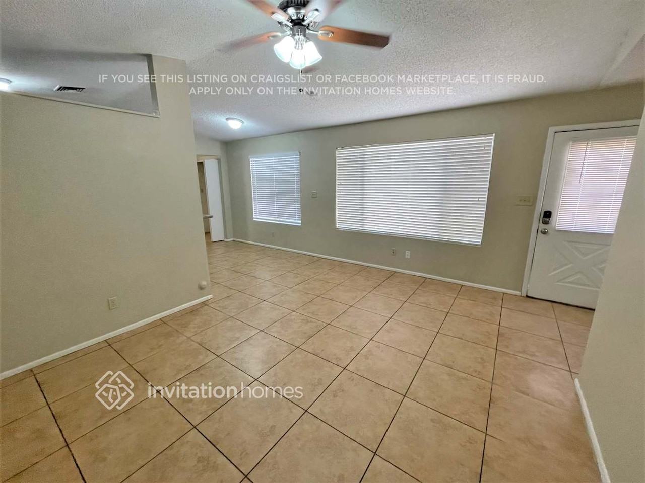 16026 S Catalina St - Photo 3 of 15