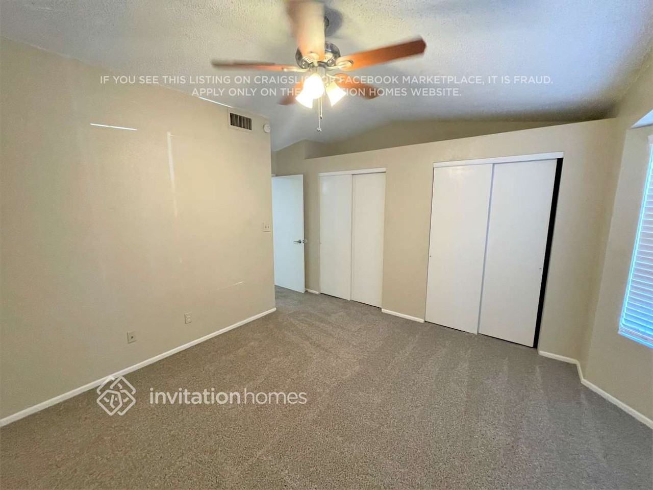 16026 S Catalina St - Photo 7 of 15