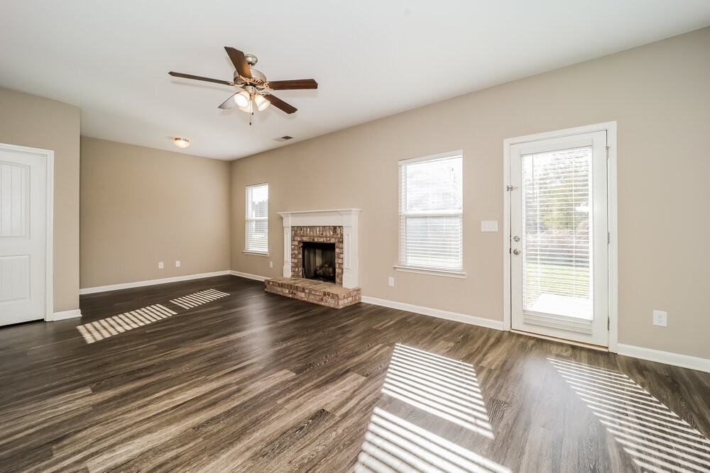 79 Moss Way Nw - Photo 5 of 17