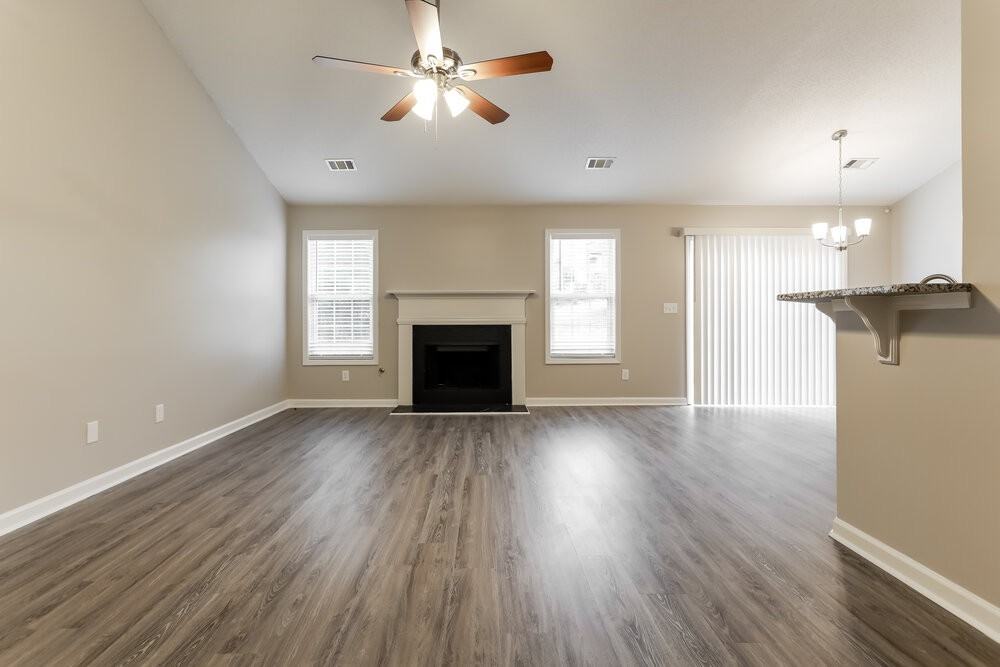 963 Laurel Green Ln - Photo 3 of 16