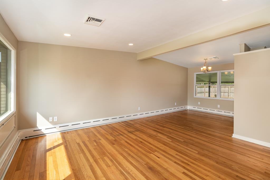 24 Cornell Dr - Photo 5 of 27