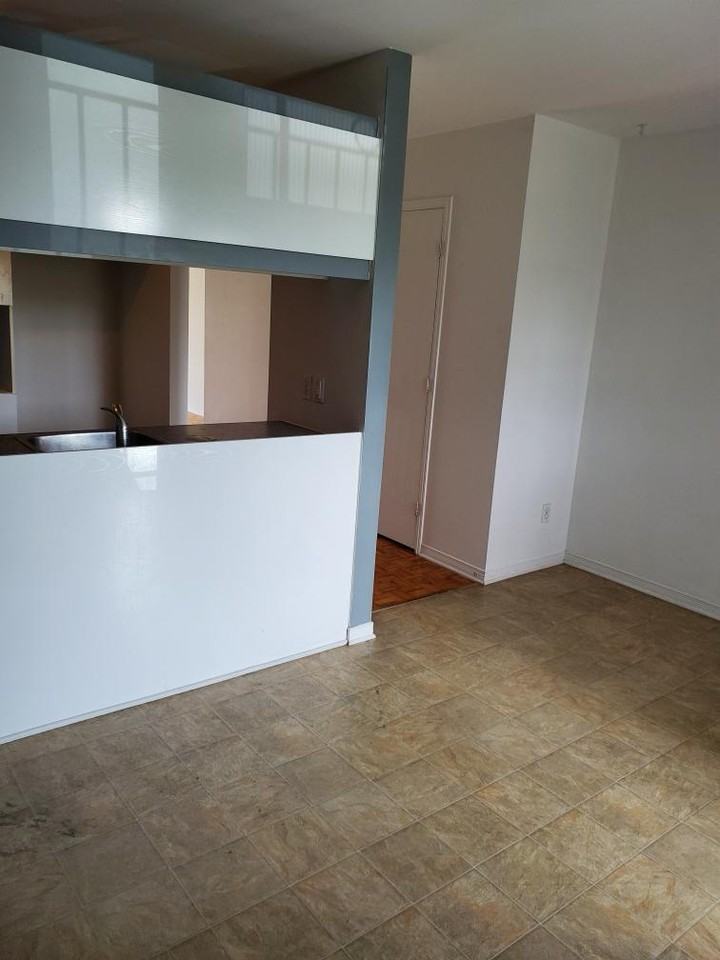 6755 Rue Beaulac - Photo 6 of 11