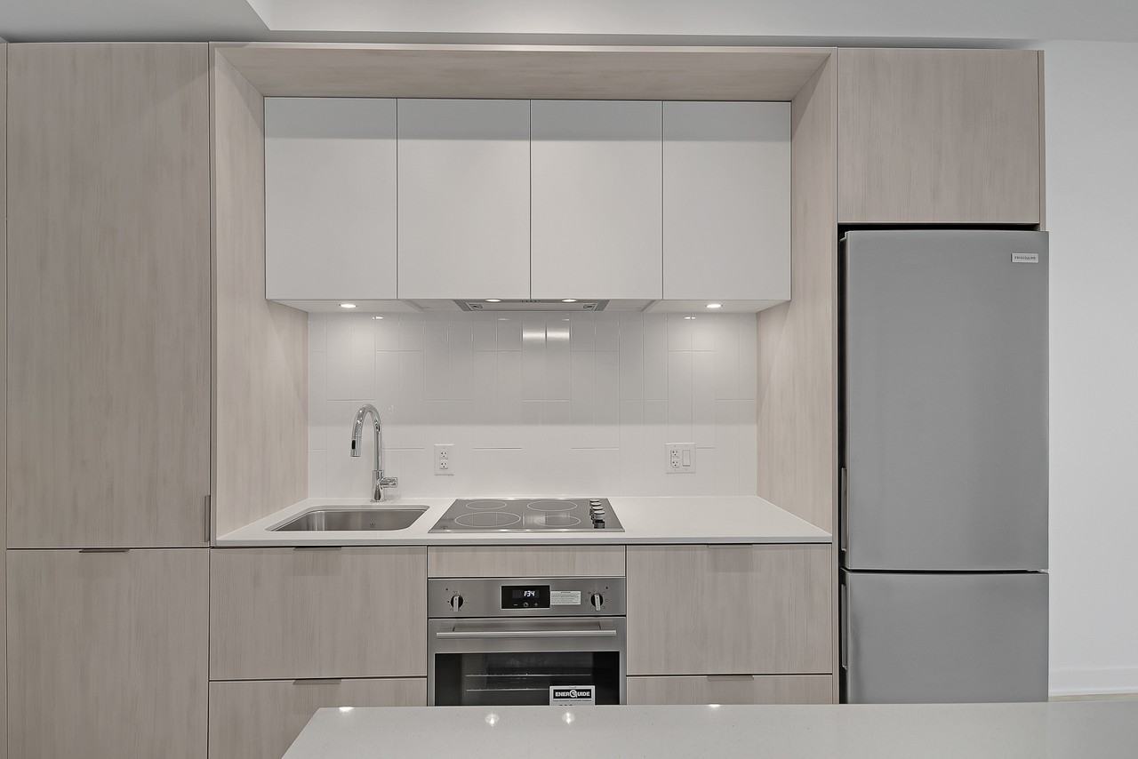 130 River Street #909 - Photo 4 of 43