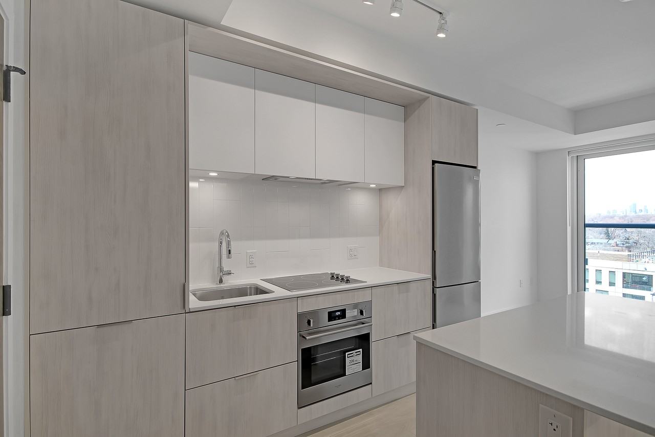 130 River Street #909 - Photo 2 of 43
