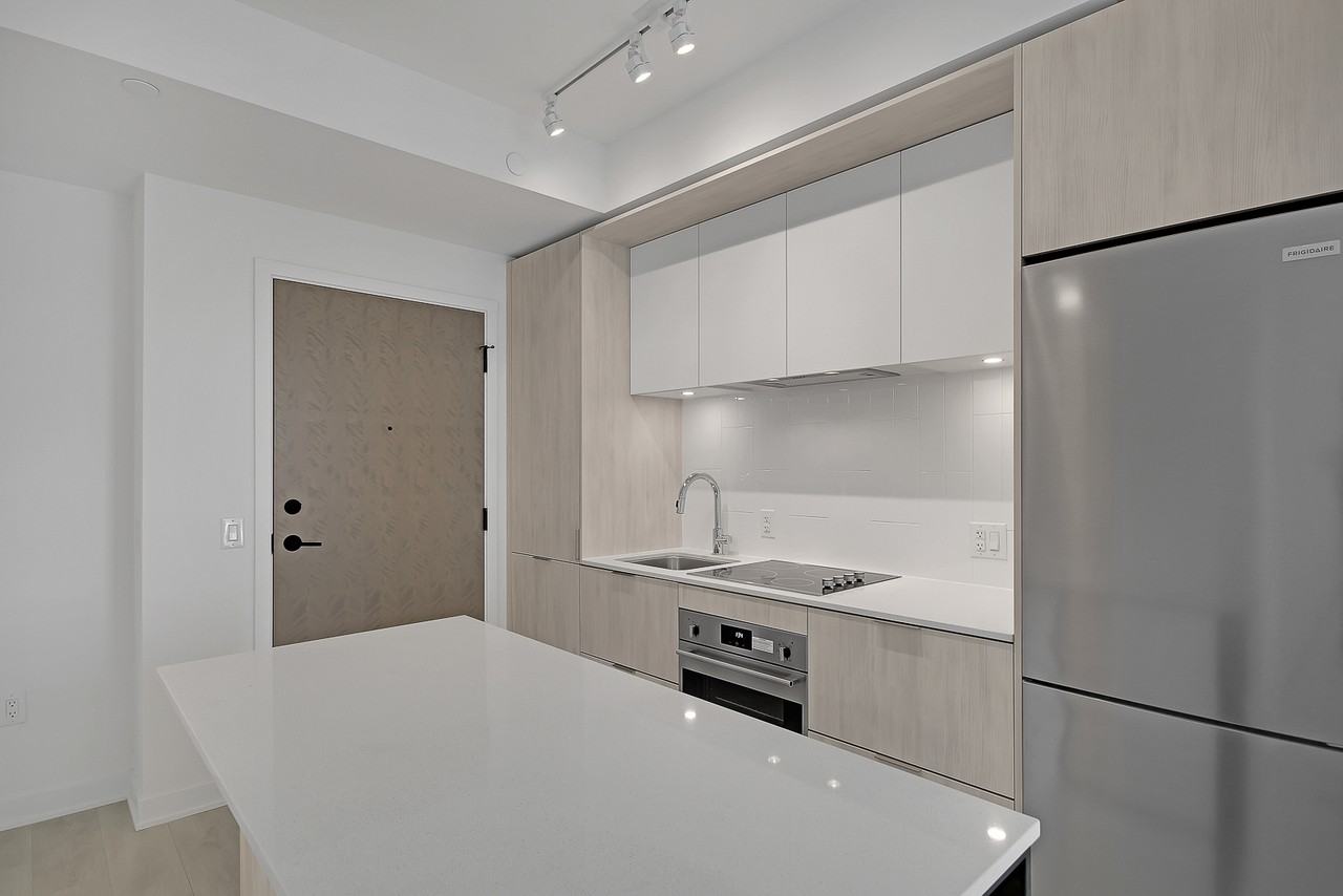 130 River Street #909 - Photo 5 of 43