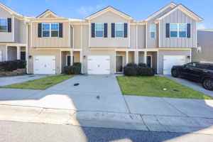 featured image of 308 Highwood Ln