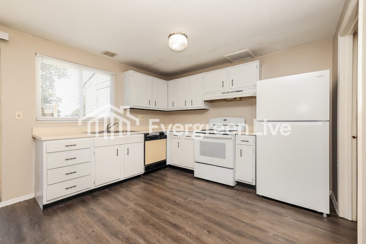 7539 Mount Hood - Photo 7 of 15