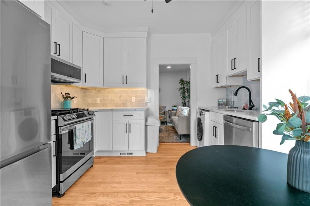 13 Sherman St ##1 - Photo 3 of 22