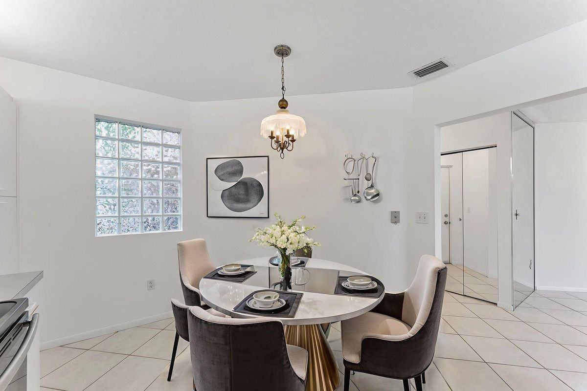 4400 Nw 30th St ##328 - Photo 4 of 13