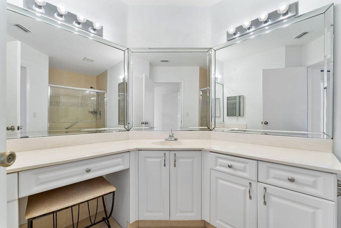 4400 Nw 30th St ##328 - Photo 7 of 13